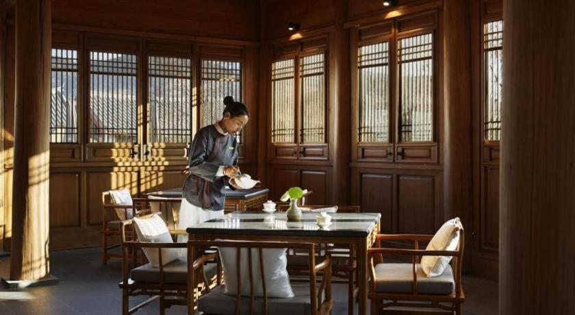 ホテル Amandayan 麗江市 エクステリア 写真